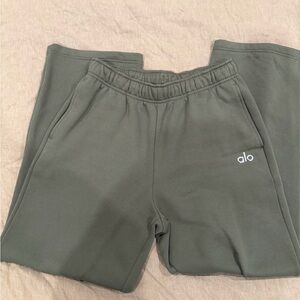 ALO Yoga Olive Green Straight Leg Sweatpants